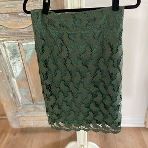 High wasted pencil skirt!